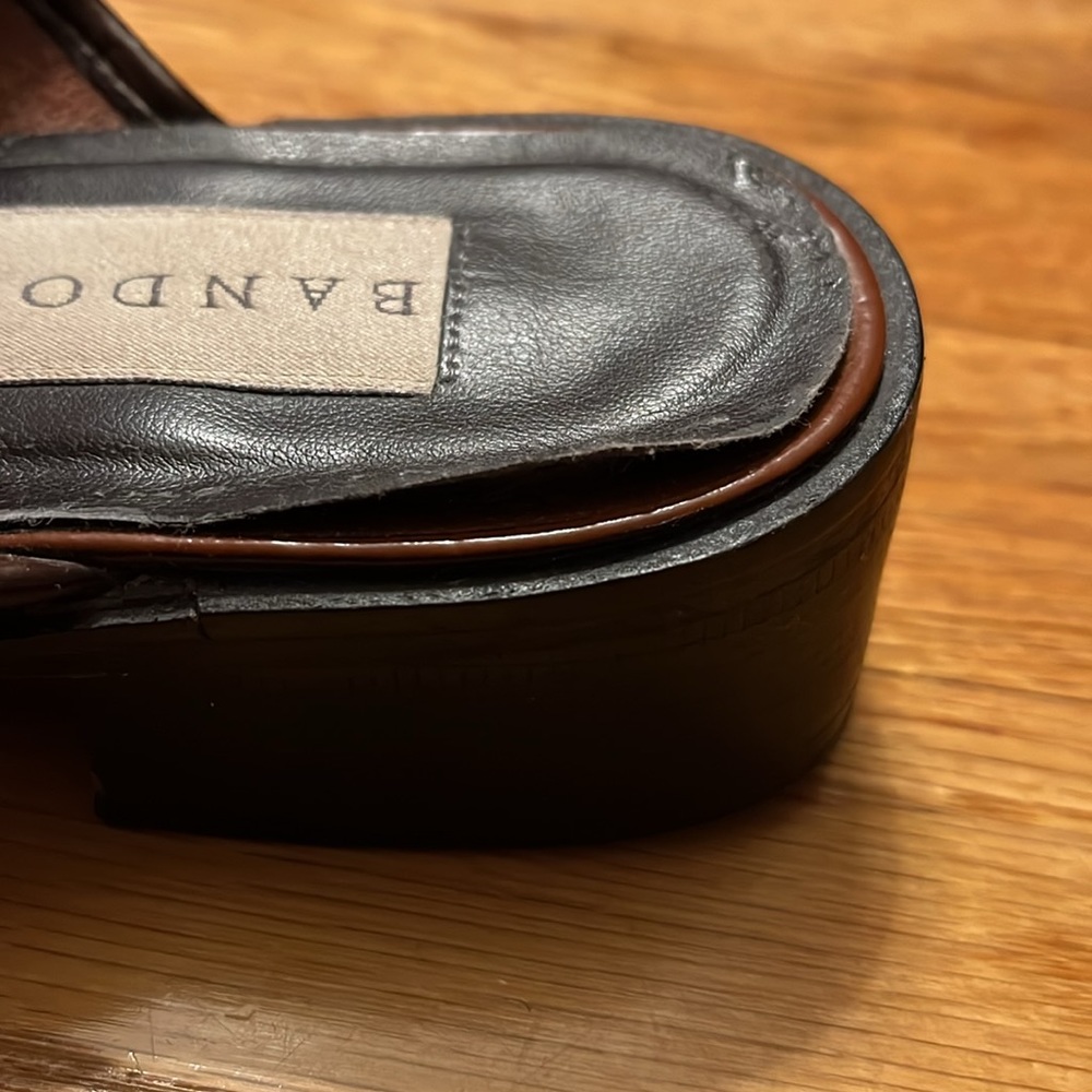 Bandolino brown leather slides, with flowers- size 7 1/2 - Picture 8 of 8